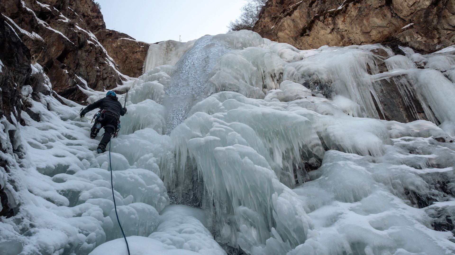 Ледовые занятия в Иссык-Ате