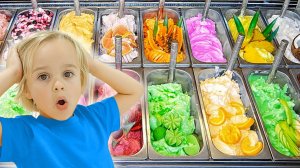 Крис и Миша учатся готовить мороженое.