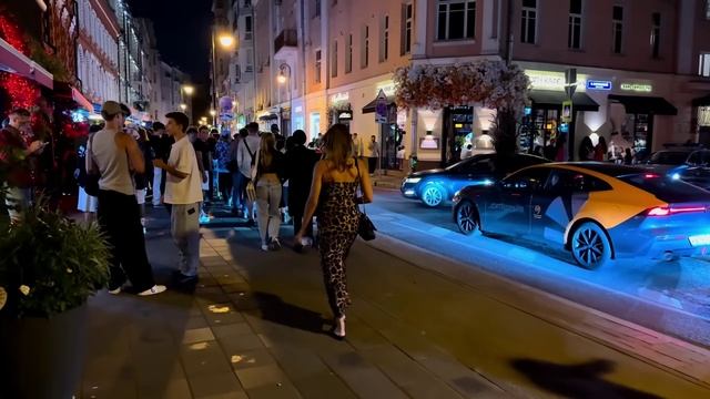 Одна ночная суббота в Москве 🌙 Прогулка по городу который никогда не спит 🚶♂️✨