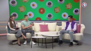 Рамиль Байрамов, учащийся лицея-предуниверсария СевГУ в студии телеканала СТВ