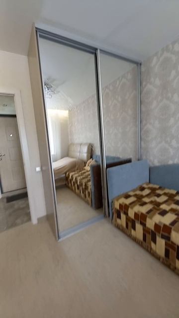 2 ком. Высоцкого д.31, до Метро Золотая нива 20-25 минут на транспорте