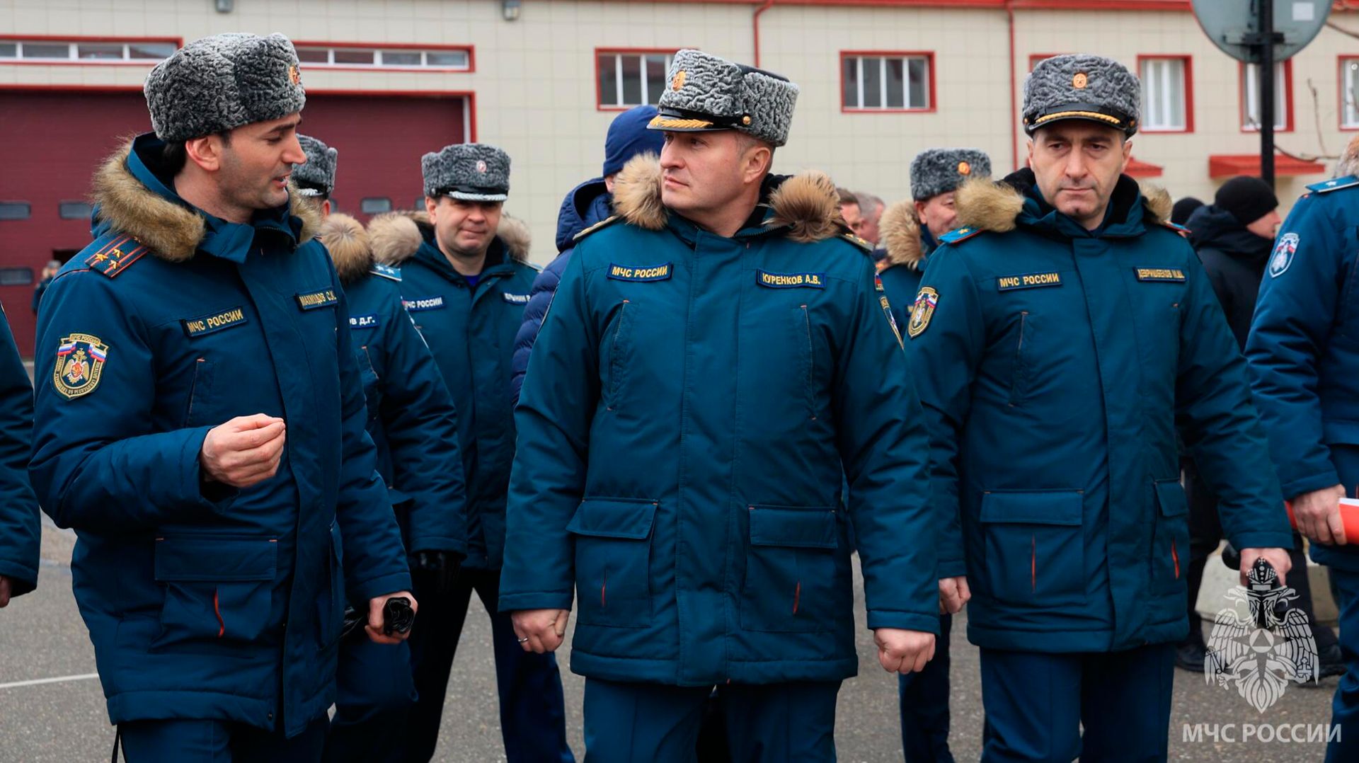 Глава МЧС России проинспектировал пожарно-спасательные подразделения в Дагестане смотреть онлайн