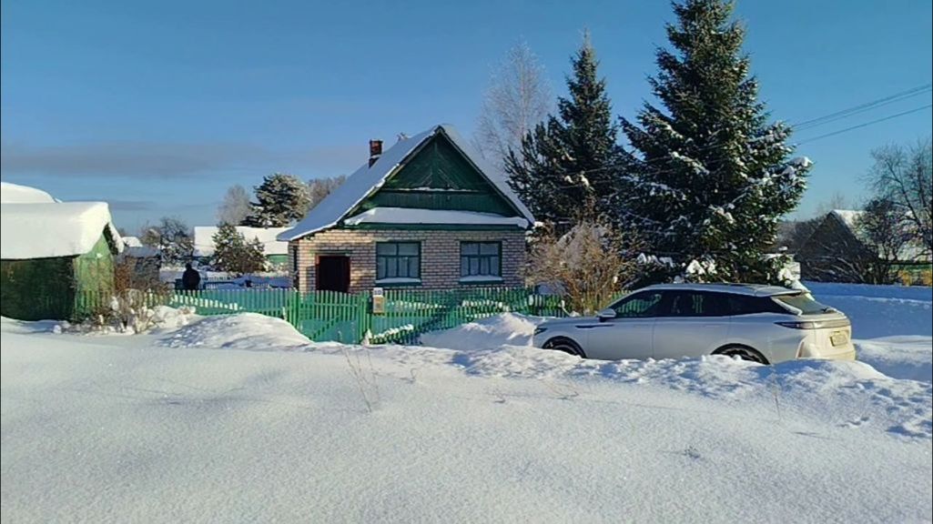 ГЎЗАЛ  Уй СОТИЛАДИ 34 соток Сув, Свет, Шахарга 18км