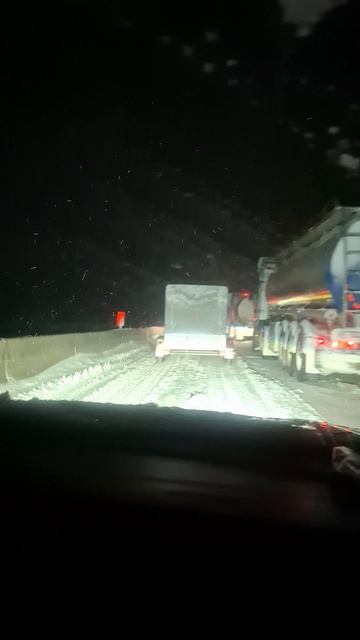 Знаменитые Ростовские пробки.В этой стояли 9часов.