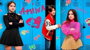 НАГЛЫЙ ФАНАТ ПРЕСЛЕДУЕТ АМИНУ  ПОДРОСТКИ В БЕШЕНСТВЕ! НОВЕНЬКИЙ ВАНДАЛ в ШКОЛЕ?