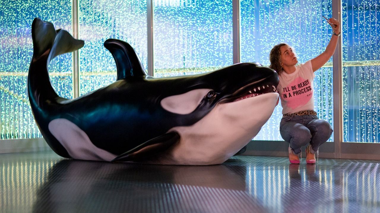 Фигура «Касатка» из стеклопластика для океанариума.