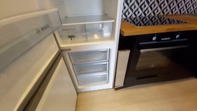 2 ком. Ясный берег д.10, до Метро Площадь Гарина-Михайловского 15-20 минут на транспорте