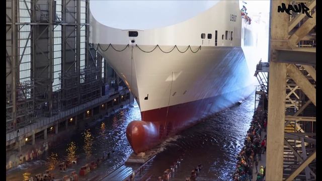 СПУСК КОРАБЛЯ НА ВОДУ смотреть онлайн