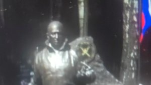 О чём кричат вороны?)))