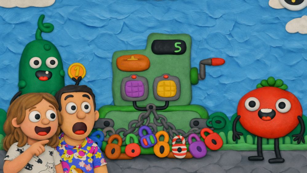 ХУДОЙ ЗОМБИ хочет ЕСТЬ! Но кто закрыл ХОЛОДИЛЬНИК на 12 замков? ПАПА и ДОЧКА помогают Зомби! смотреть онлайн