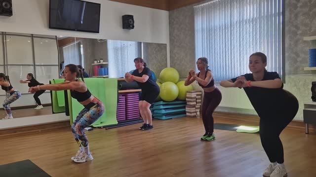 ТАБАТА — эффективная жиросжигающая фитнес тренировка! Тяжело, но эффективно! #ТАБАТА