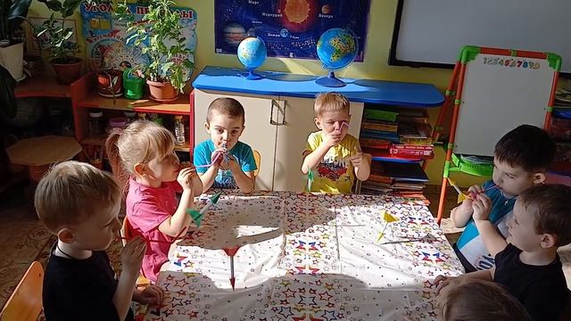 Познавательные опыты по теме "Космос" смотреть онлайн