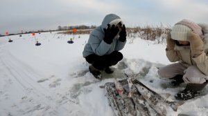 Все в Шоке от рыбалки! Не успеваем проверять жерлицы! Трофейная рыбалка 2026.