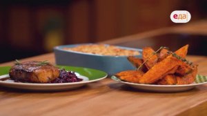 Ягодный крамбл. Свинина с ягодном соусе. Батат по-деревенски. | Наедине с Мосиным /36