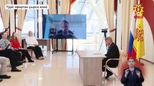 Олег Николаев Чăваш Енри массăллă информаци хатĕрĕсенче вăй хуракансемпе тĕл пулу ирттерчĕ