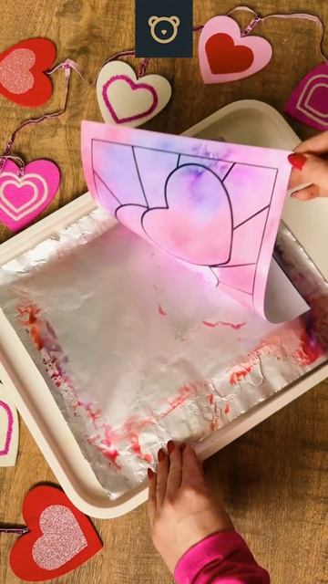Магия для малышей: валентинки, красками и бумагой с помощью фольги✨