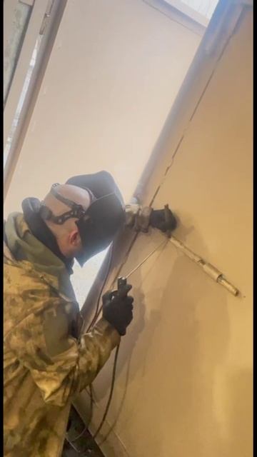 Сварщик Макеевка варим гаражи на три пять ДНР