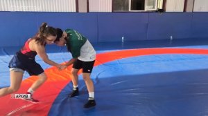 Дагестанские вольницы завоевали золото и бронзу на турнире в Загребе