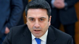Мечтавший о крахе России глава парламента Армении открестился от своих слов