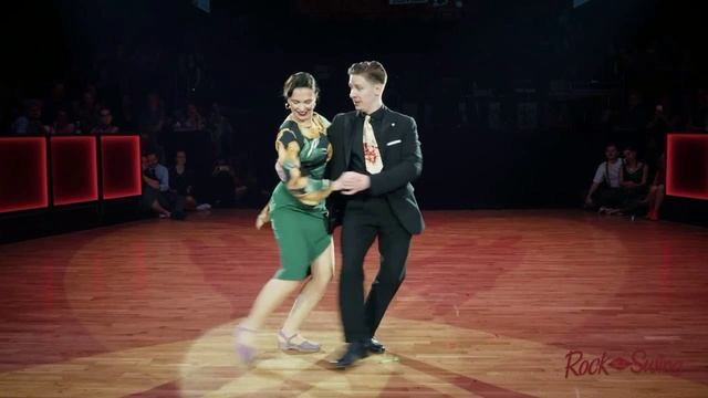 Евгений Путилов — Танец в ночи