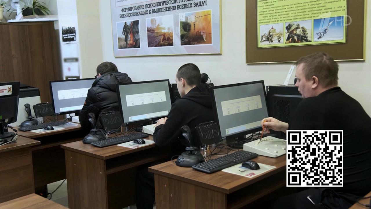 На полигоне Московского военного округа ежедневные тренировки проходят операторы FPV-дронов. смотреть онлайн