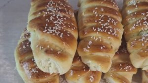 Очень вкусные булочки с повидлом к чаю.