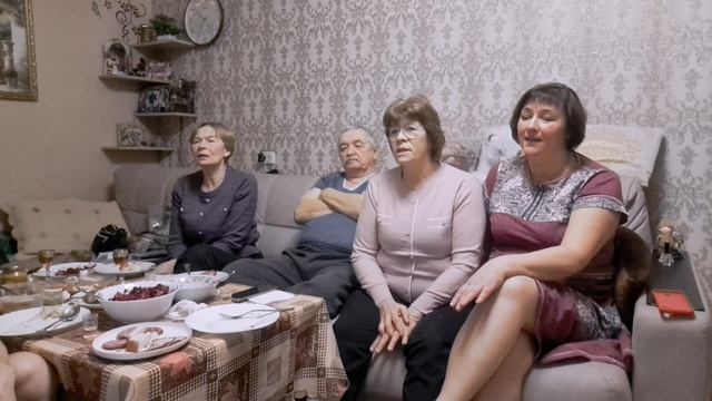 Танцуем и поем от души!Приехали сестры мужа! смотреть онлайн