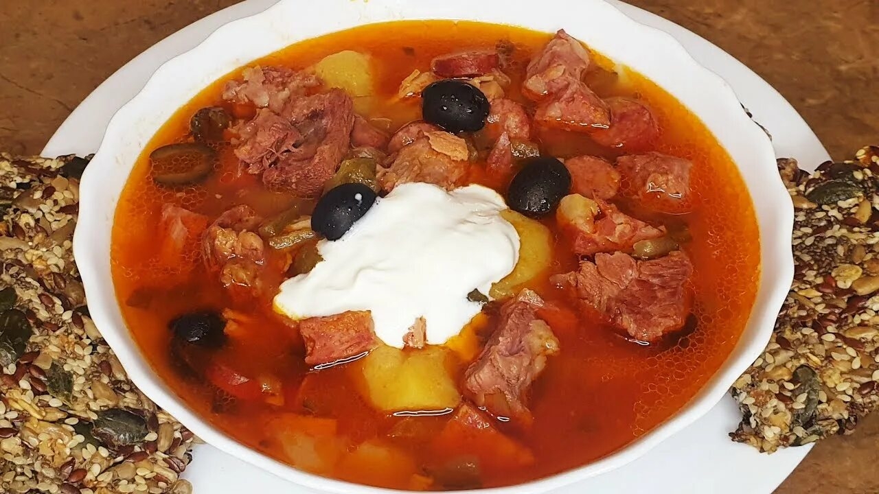 Вкусная солянка 😋 Вкусная солянка 😋