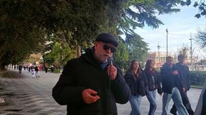 Петр зажигает на набережной Ялты .Февраль 2026