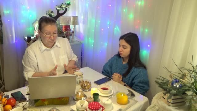 Бедность не порок. Пороки-это бедность: нищета, нагота, слепота = беднота Духовная. В Бога богатеем. Бедность не порок. Пороки-это бедность: нищета, нагота, слепота = беднота Духовная. В Бога богатеем.