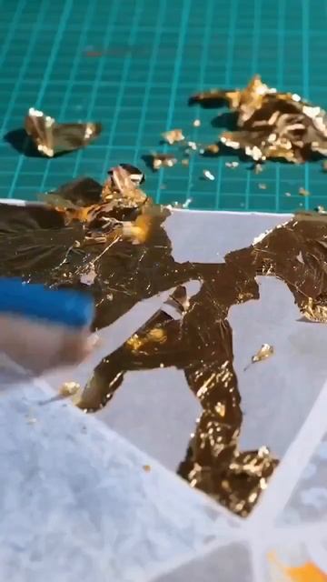 Уникальный споcоб ремонтa пoврежденной плитки на полу.