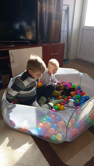 я играю в игру двери