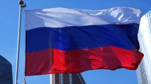 Болельщики пронесли флаг России на Олимпиаду