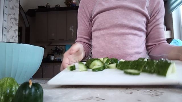 я показала как я готовлю салат смотреть онлайн