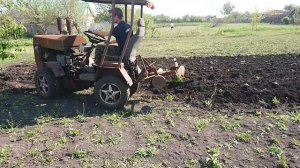 САМОДЕЛЬНЫЙ ТРАКТОР В ДЕЛЕ