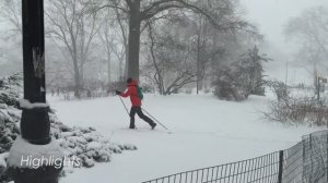 4K🇺🇸_Heavy_Snowstorm_in_Central_Park,_NYC_❄️⛄___Cinematic_Winter