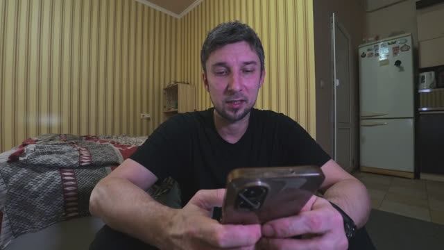 Двойные стандарты современника 🤔 Зачем высмеивать инвалида? Ruтубчик News Двойные стандарты современника 🤔 Зачем высмеивать инвалида? Ruтубчик News