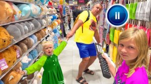 СОФИЯ И НИКА ПОСТАВИЛИ ПАПУ НА ПАУЗУ. СОФУНЬЯ ШАЛУНЬЯ