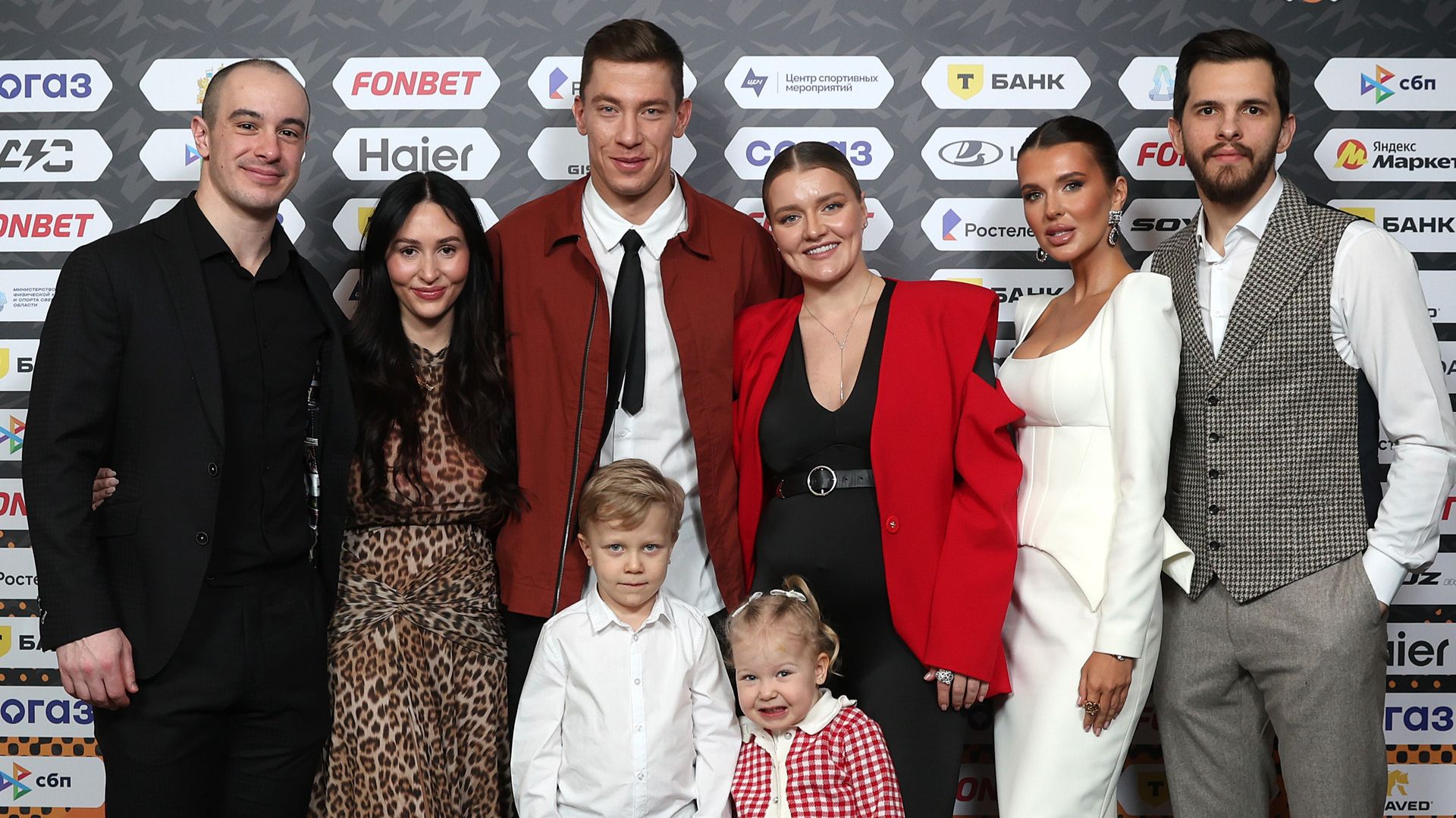 Церемония представления игроков Фонбет Матча Звезд КХЛ 2026 смотреть онлайн