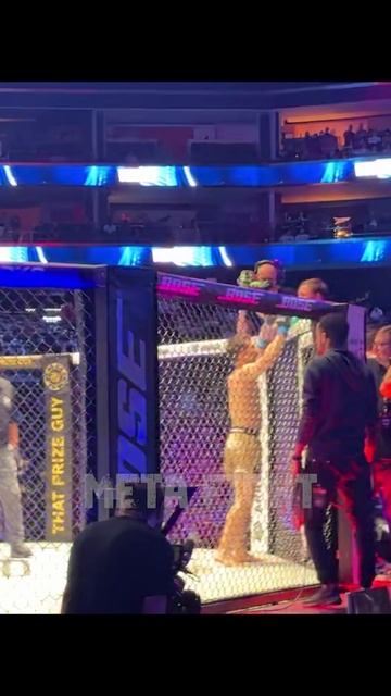 Казахстанец Исбулаев ФИНИШИРОВАЛ перуанца Пинедо на турнире PFL в Дубае