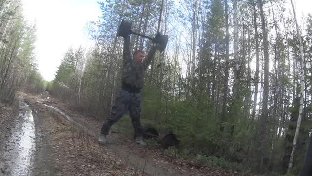 Один На Один с Тайгой!Схрон в Тайге! Срезало шпильки! На буханке отвалилось заднее колесо!ЭВАКУАТОР смотреть онлайн