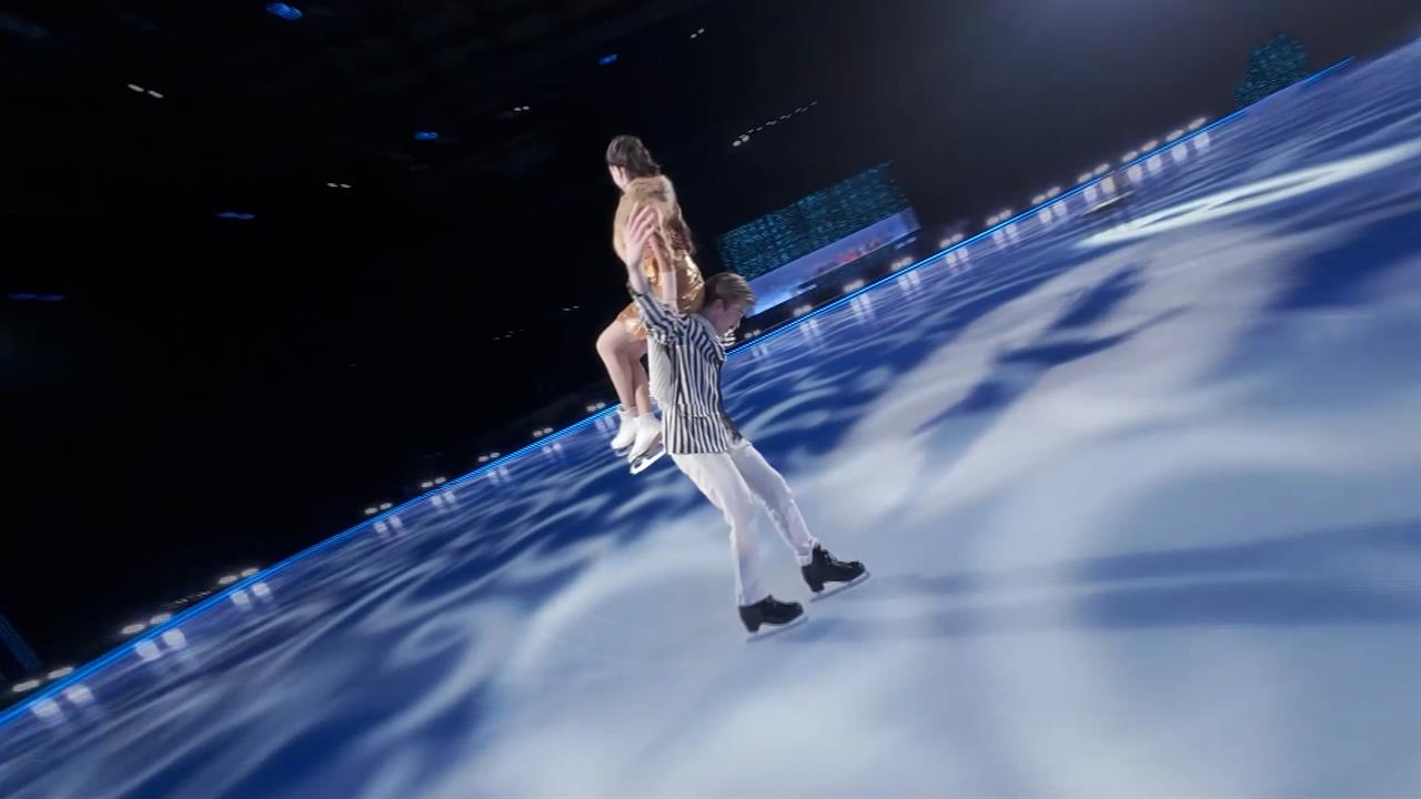 Смотрите сегодня новый выпуск шоу "Ледниковый период" на Первом канале смотреть онлайн