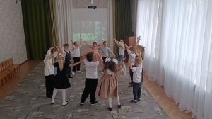 Музыкальная деятельность.Песня "Новогодняя"Воспитатели Данилина С.А,Аржанухина С.К.