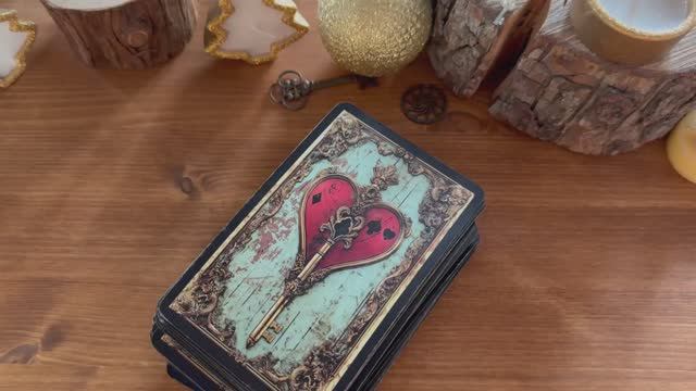 Что у него в личной жизни?!) #чтоунеговличнойжизни #тароонлайн #раскладтаро