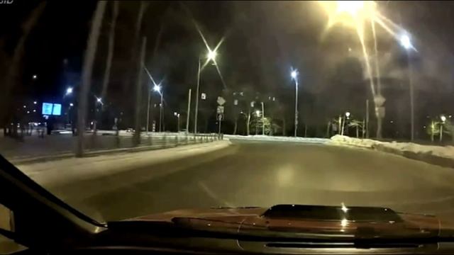 Подрез справа на дороге в Омске