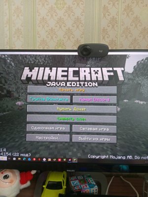 выживание в Майнкрафте но я скопировал мир и вызываю в деревне