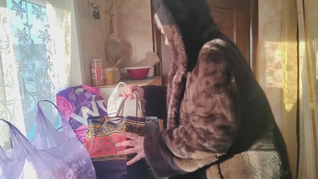 Расточительно сегодня! Покупки смотреть онлайн