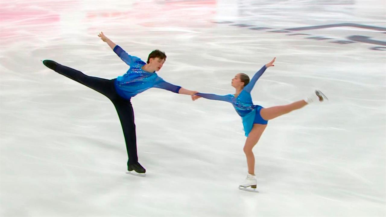Шешелева и Карнаухов победили на первенстве РФ среди юниоров в парном катании смотреть онлайн