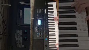 Алсу- зимний сон. на синтезаторе yamaha psr e473.