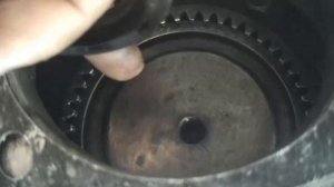 МАЗ-5432.Масло бежит с сальника привода ТНВД ЯМЗ-236 БЕ 2. Что делать?